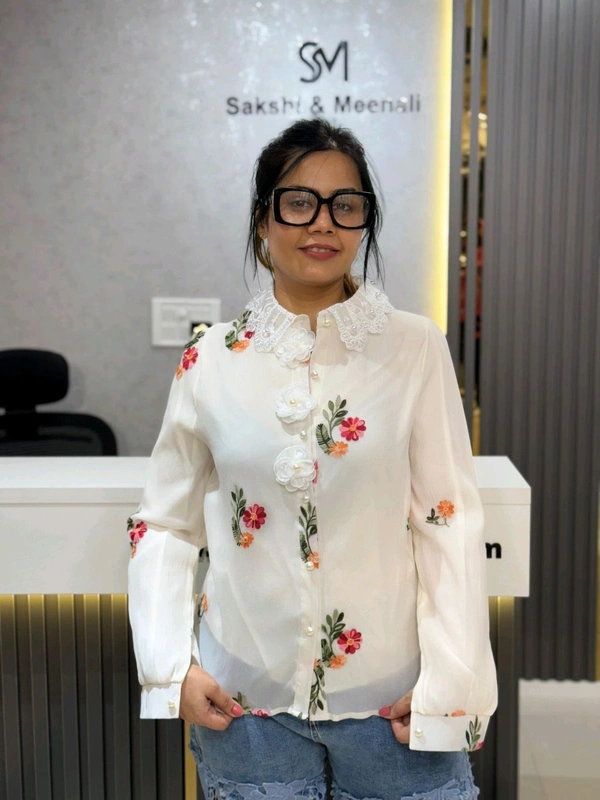 SKU 2116 Beautiful 2 Piece Shirt With 3D Flower Button - Free Size M To Xl, White
