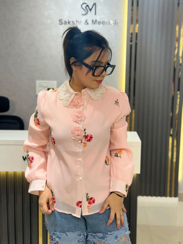 SKU 2116 Beautiful 2 Piece Shirt With 3D Flower Button - Free Size M To Xl, Peach