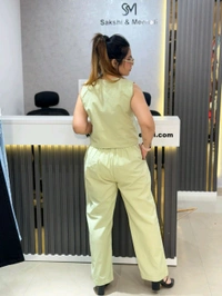 SKU 2079 Green Beautiful Vest With Pant - Green, M L Xl XXL