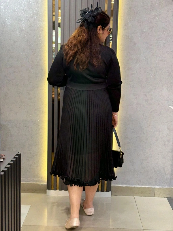 SKU 1650 Timeless Pleated Midi Dress for Effortless Style - Free Size M To 5xl, Black
