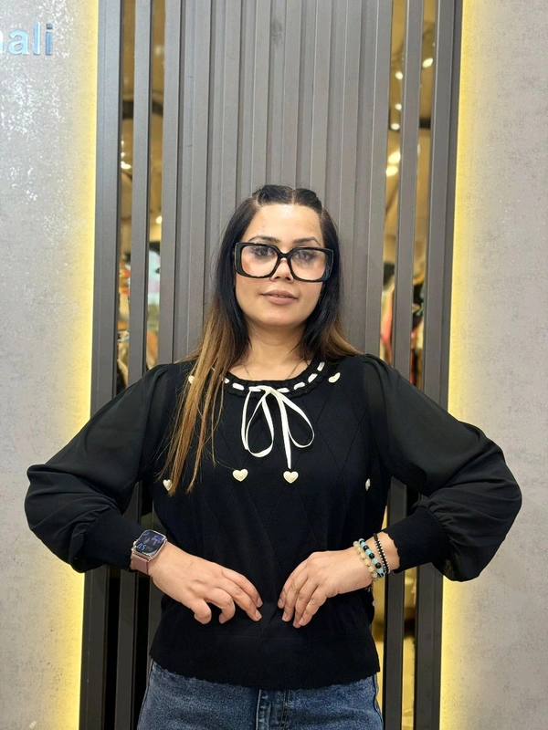 Beautiful Knitted Top With Ribbon Detailing 