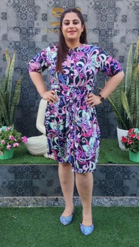 SKU 1607 Beautiful Florescent Tunic - L