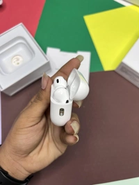 Airpods 2nd Gen imitation(Note: It's Not Original) - White