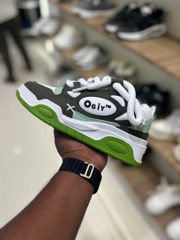 Ogiy Sneakers  - 6, 8875