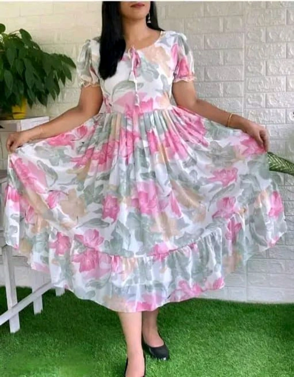 Classic Fashionable Women Dresses Modran 0.1