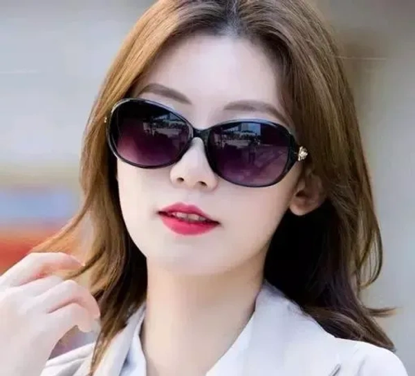 Latest Stylish Sunglasses for women Mo