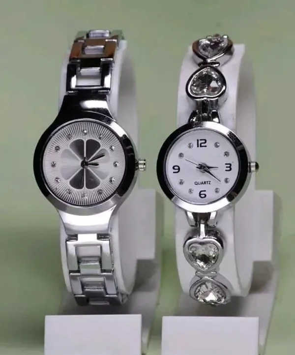 Flower Designed Premium Quality Analog Watch With Diamond Studded Attractive Metal Analog Watch Combo For Women and Girls Mo