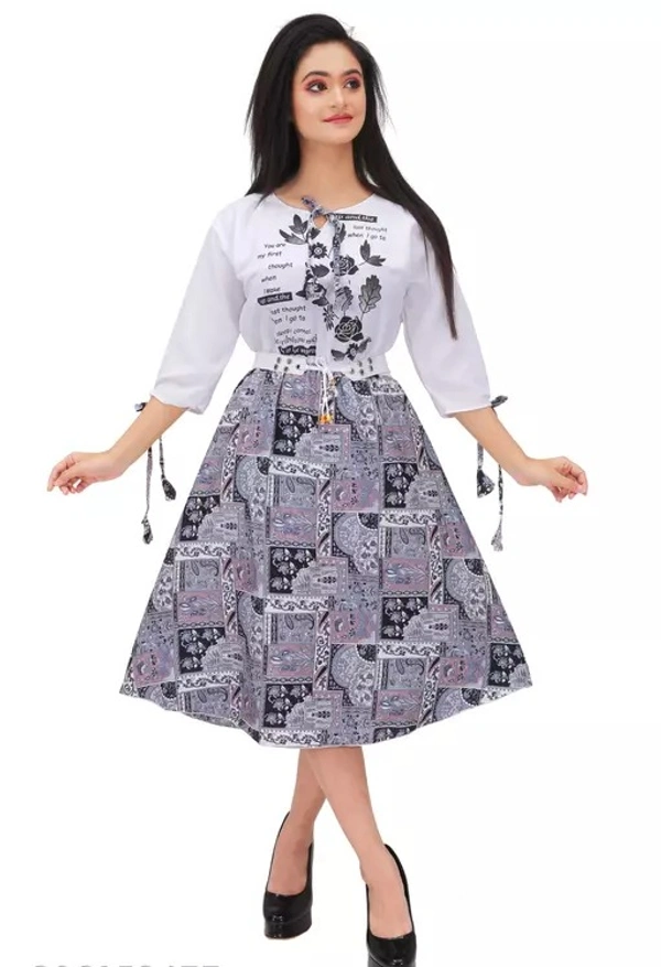 Women Long Tops Black/White Color - M, White