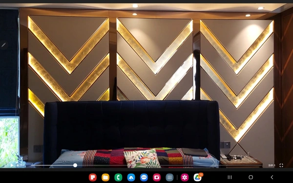 Ultra V - Wall Panel