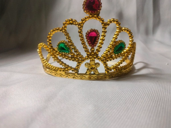 Crown Mukut - Golden
