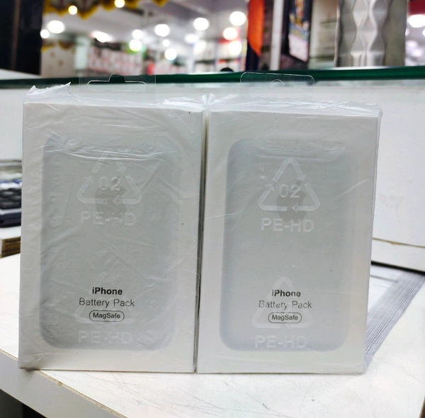 iPhone Battery Pack Magsafe Power Bank Og Quality Available 💯💯