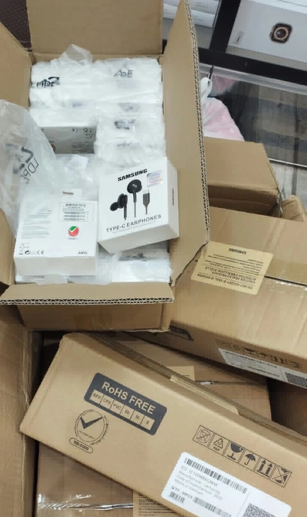 SAMSUNG AKG 💯 OG QUALITY CHINA PEKING 