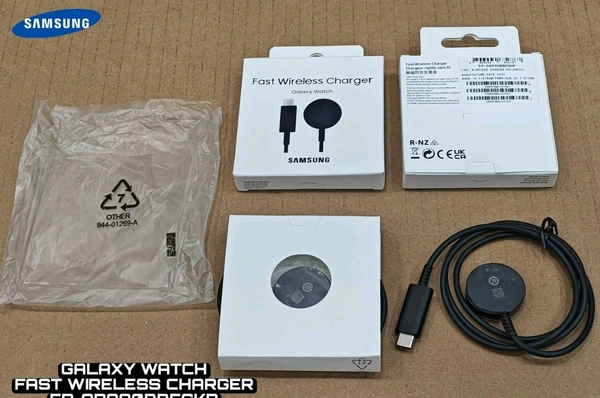 SAMSUNG GALAXY FAST WIRELESS CHARGER ORIGINAL TYPE-C