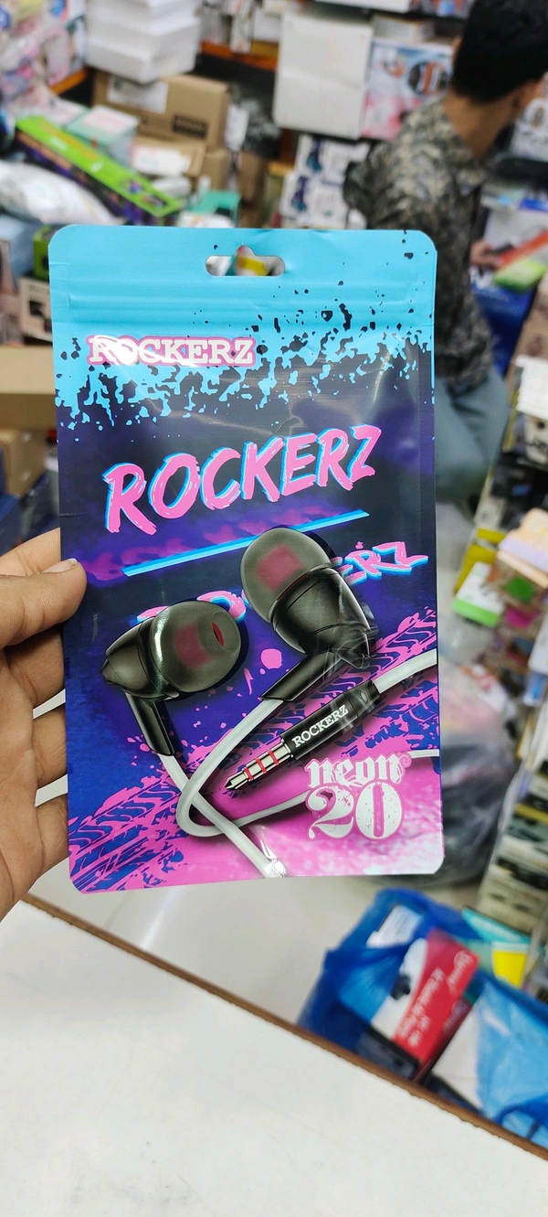 Boat Rockerz Neon-20 Earphones 