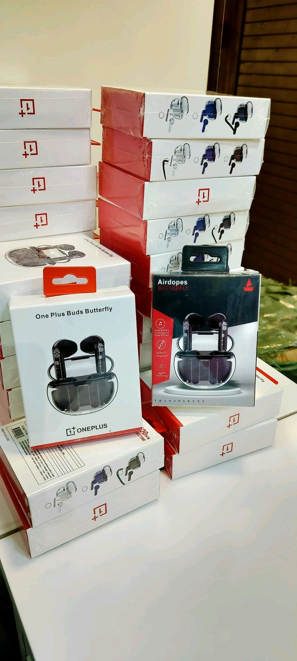 Boat/One Plus Butterfly Buds 