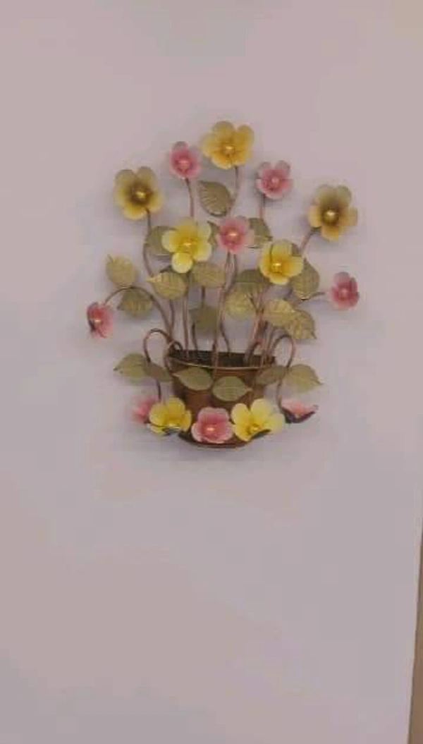 Wall Hanging Or Table Decor - 22 X 22 Inches
