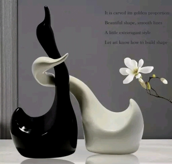 Showpiece Love Swan 