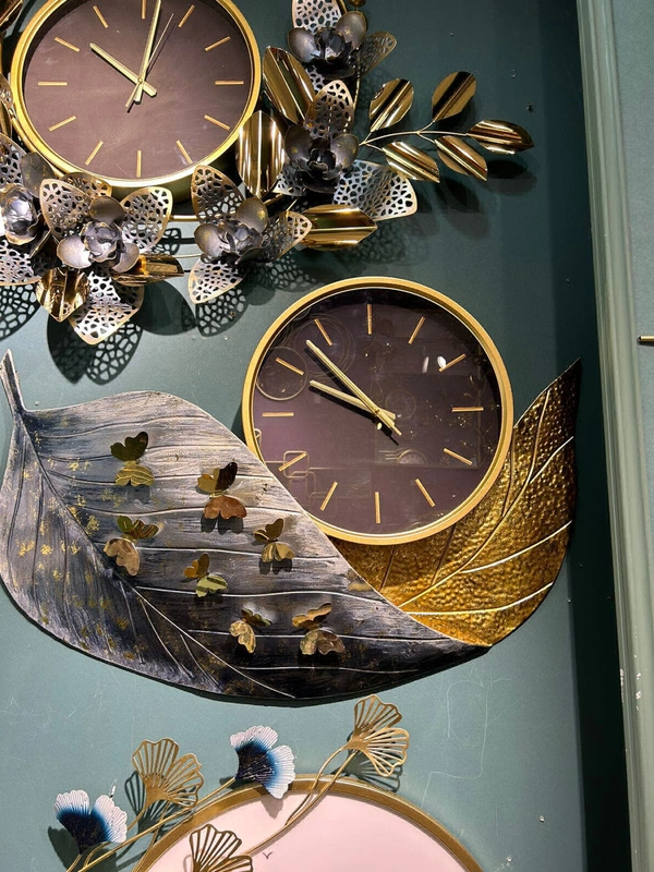 Wall Art Clock54031 - 35 X24 Inches