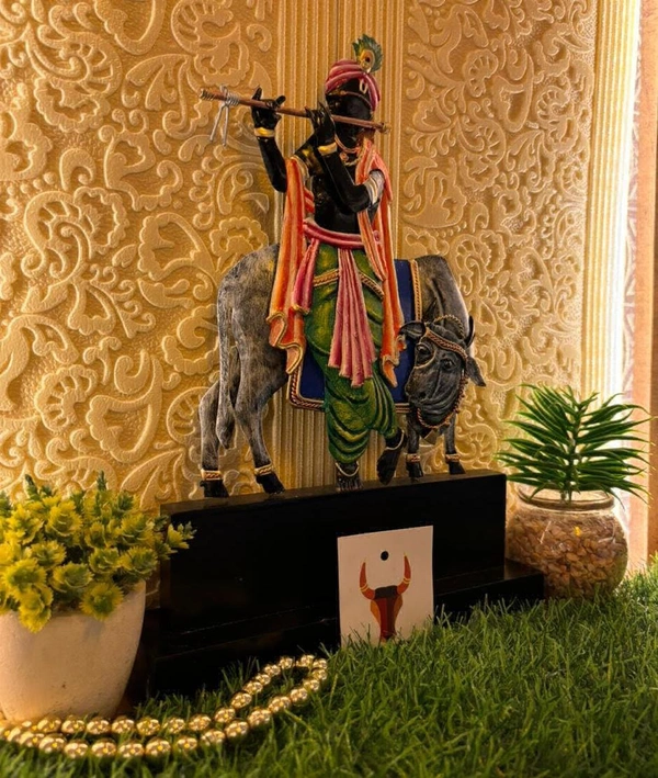 Table Decor 54032 - Size *8.5 (L) X2(W)X12(H)Inches