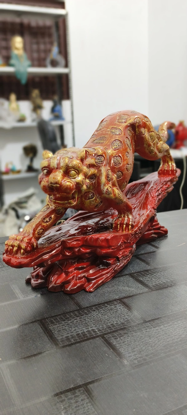 Lion Table Decor  - Size 11"21 Inch