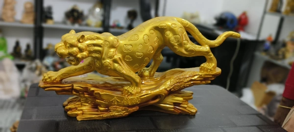 Lion Table Decor  - Size 11"21 Inch
