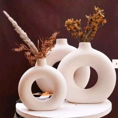 Table Decor & Showpiece