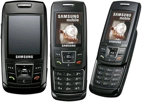 Samsung Mobile Phone (VGA Camera, Bluetooth,  - Red