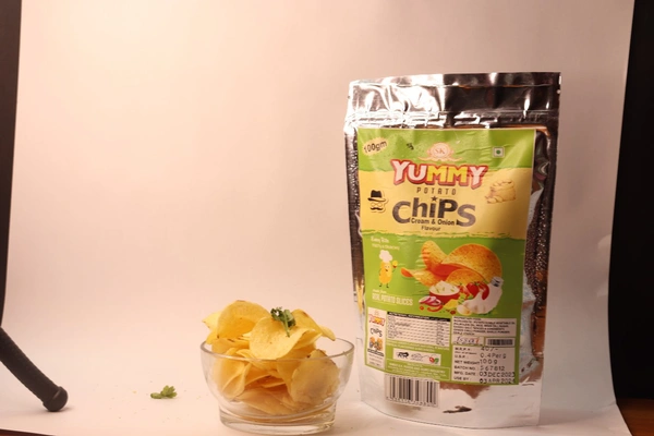 YUMMY POTATO CHIPS (CREAM AND ONIONS)