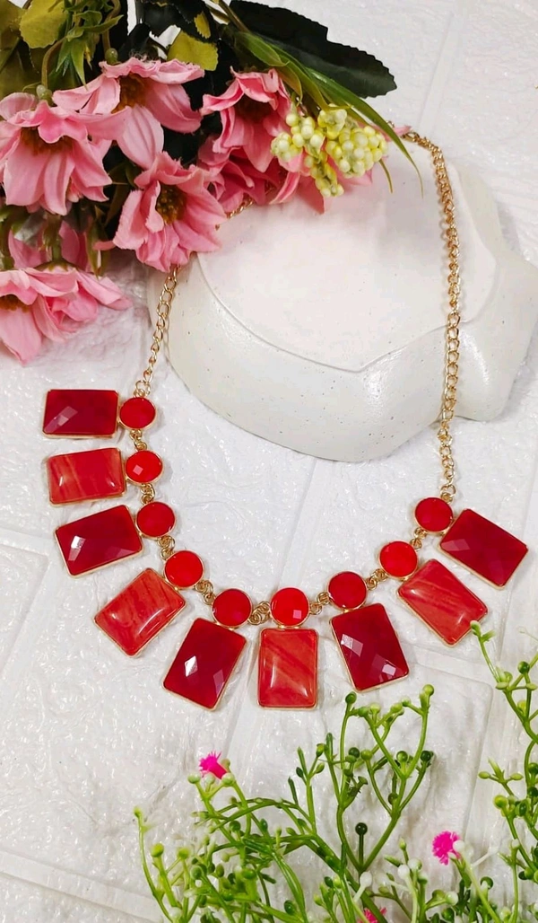Shades Of Red Statement Necklace 