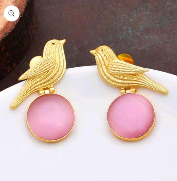 Swift Bird Golden Matte Studs