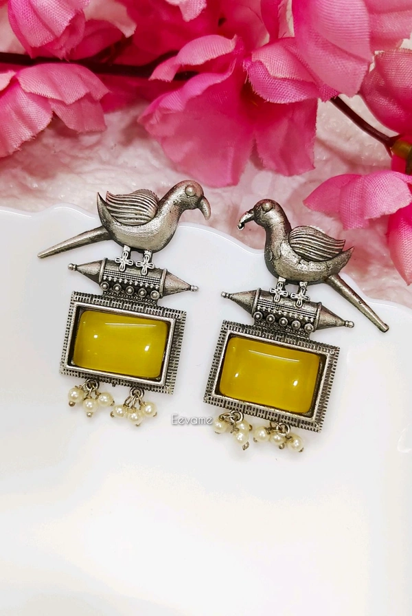 Amigo Parrot Danglers