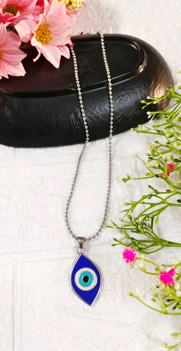 Stylish Evil Eye Pendant Chain