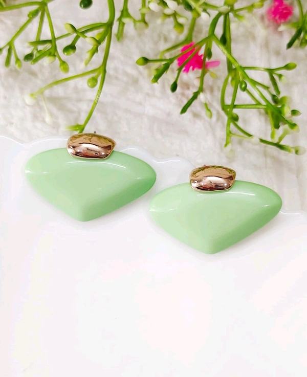 Beautiful Pastel Editions Studs