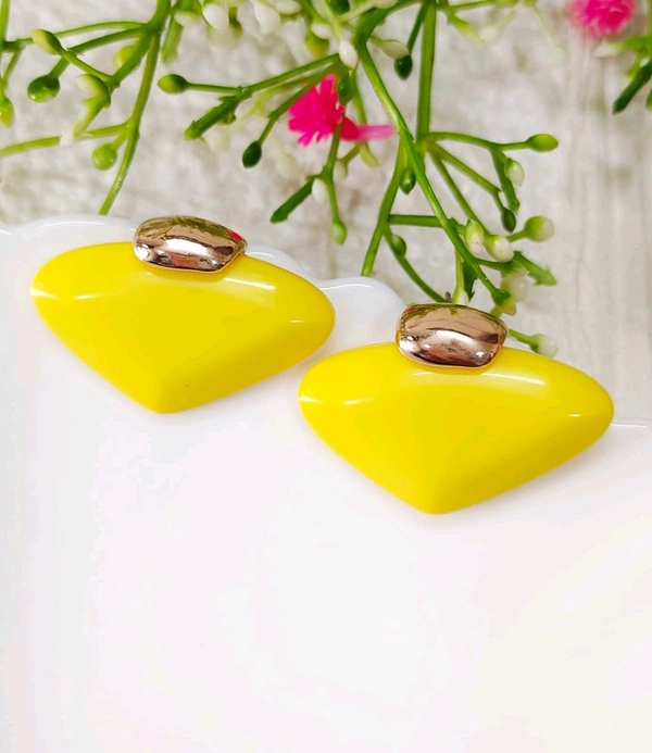 Beautiful Pastel Editions Studs