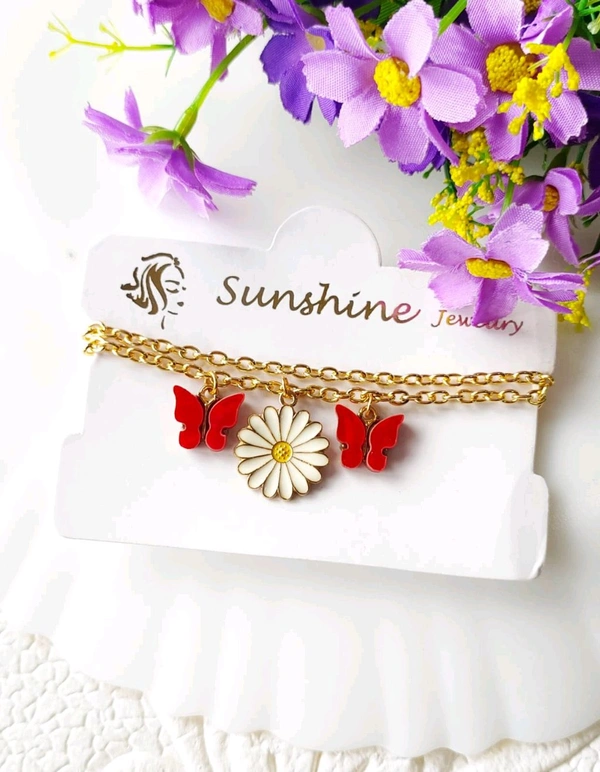 Beautiful Daisy Butterfly Charm Bracelet