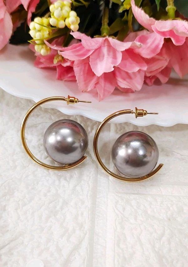 Antique Moon Pearl Earrings 