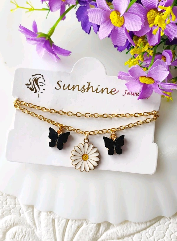 Beautiful Daisy Butterfly Charm Bracelet