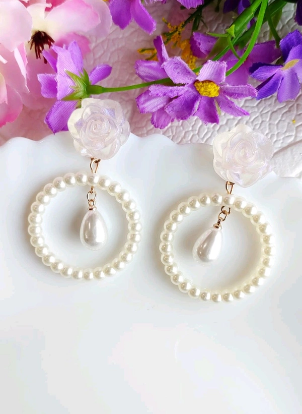 Stylish Rose Pearl Earrings 