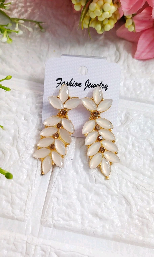 Gorgeous Leaf Earrings 