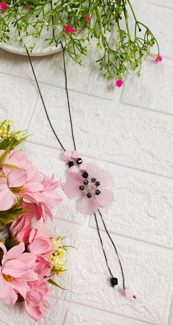 Stylish Floral Long Necklace 