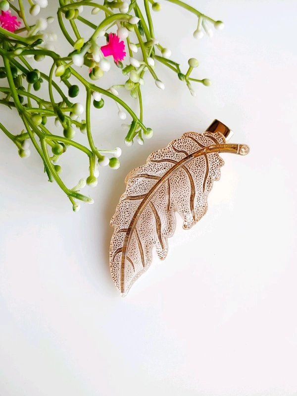 Resin Leaf Hair Clips 