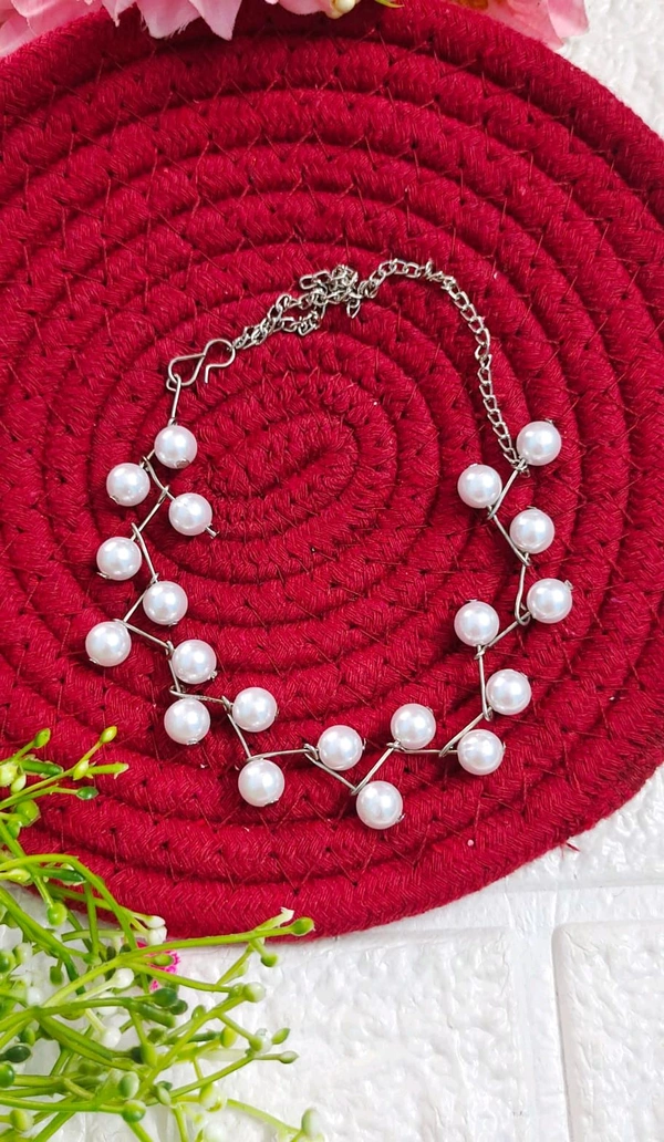 Stylish Pearl Bracelet 