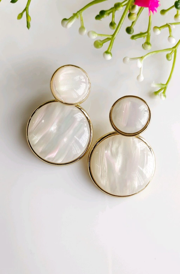 Premium Monalisa Holographic Earrings 