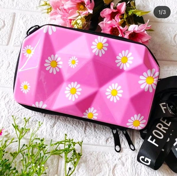 Cute Daisy Print Suitcase Sling