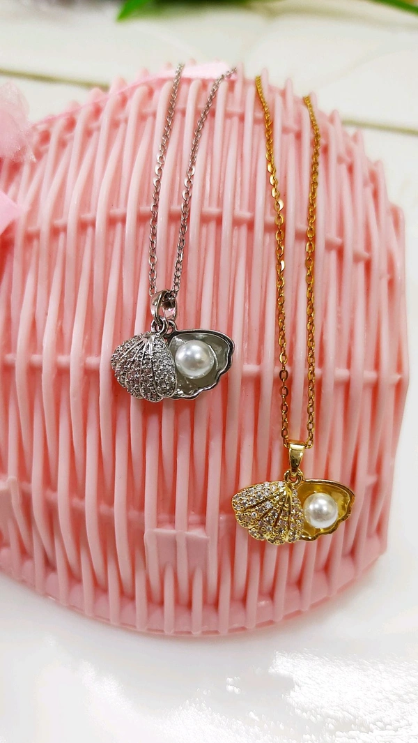 Sea Shell Pearl Pendant Stainless Steel Chain 