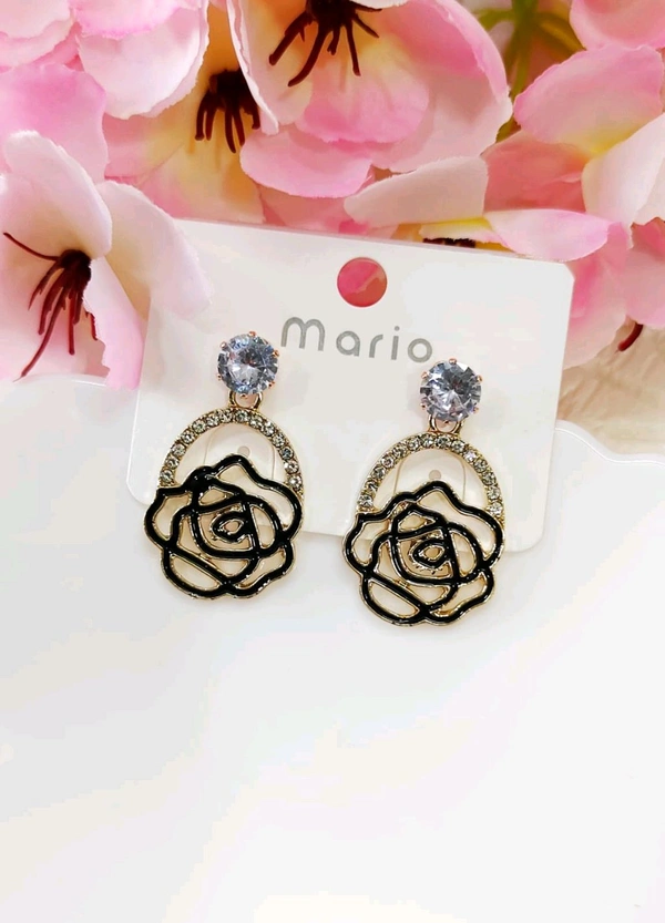 Pretty Golden Black Earrings 