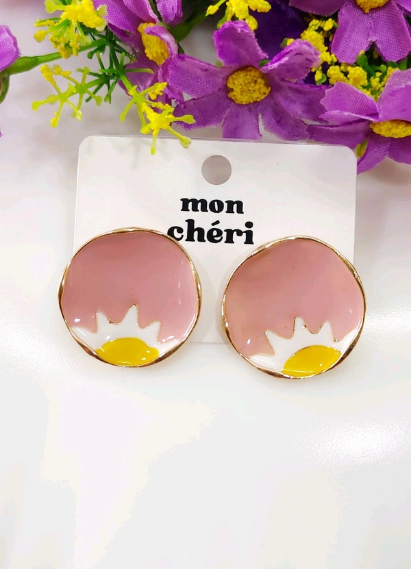 Cutest Daisy Bloom Studs