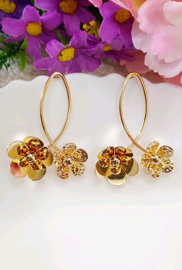 Stylish Golden Earrings 