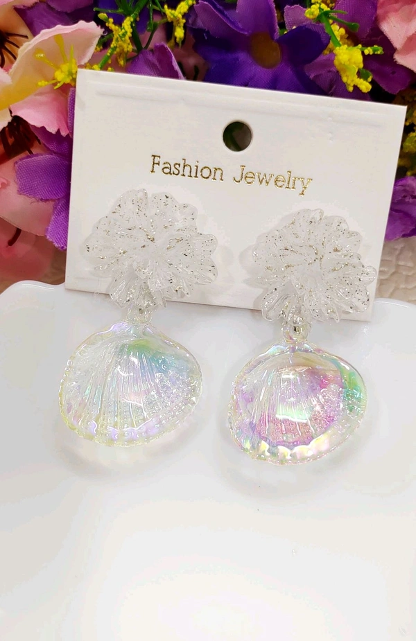 Beautiful Shell Drops 