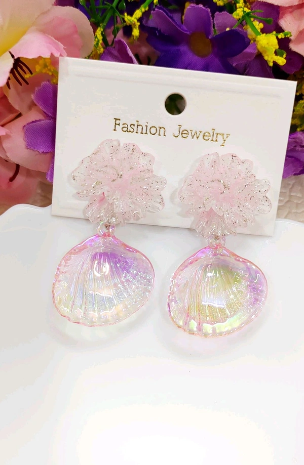 Beautiful Shell Drops 